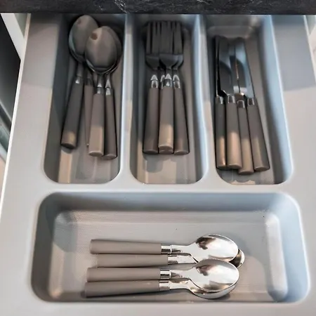 One Bedroom In Amelia Kabakum * וארנה