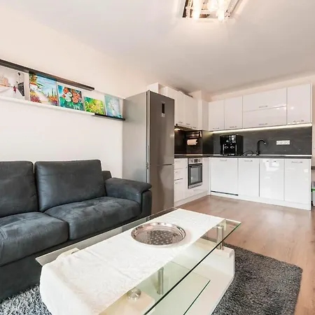 One Bedroom In Amelia Kabakum